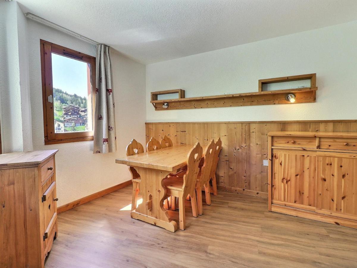 Sublime 2 Pieces Pour 6 Personnes - La Tania, Skis Aux Pieds - Fr-1-182a-32 Courchevel